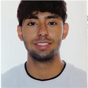 Profesor de filosofía. Se ofrecen clases de apoyo, nivel ESO, Bachillerato y universidad; así como preparación de exámenes tipo EBAU